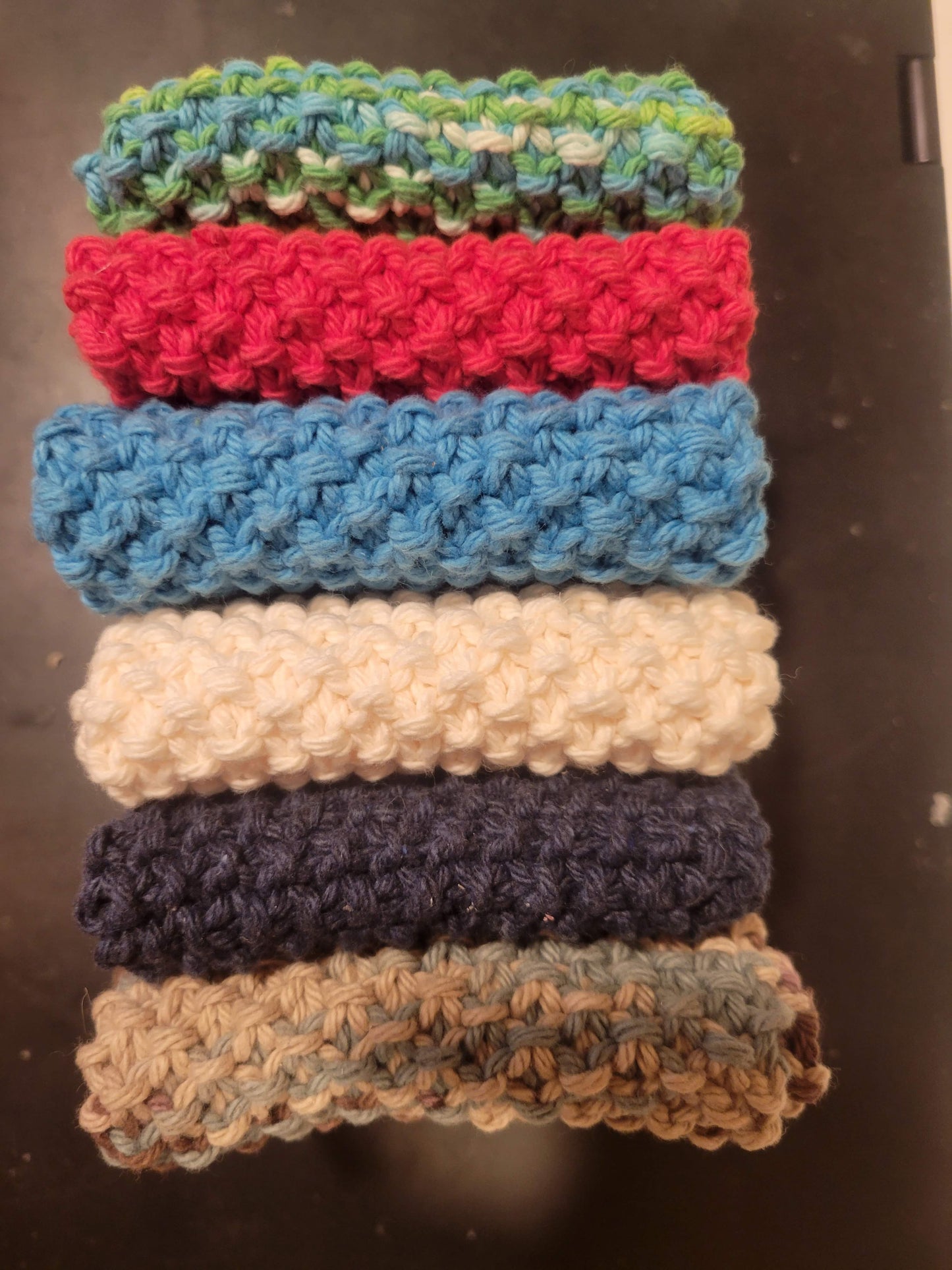 Handmade knit cloth